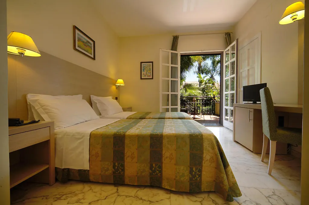 Hotel Borgo Verde Catania 3*,