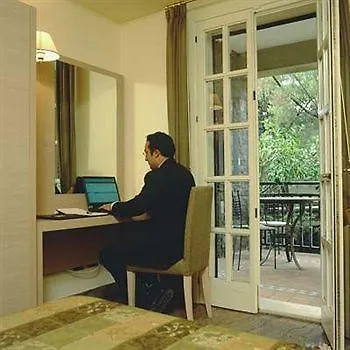 ***  Hotel Borgo Verde Катания Италия